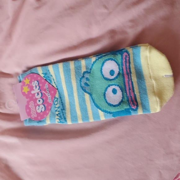 Sanrio Accessories - Hangyodon Socks
